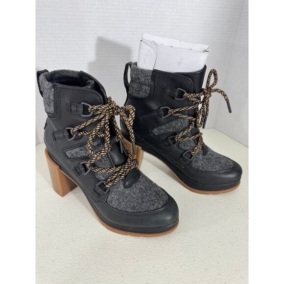 "SOREL" Blake Lace Up Blk Bootie SZ 8 Chunky Heel Quiet Luxury Old Money Goth - Picture 2 of 10